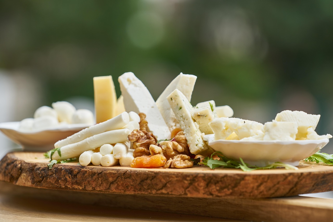 cheese, cheeses, wine, great, milk, healthy, kitchen, beautiful, appetizer, start, slice, eating, food, delicious, snack, gourmet, vegetarian, diet, fresh, sweet, nutrition, organic, color, breakfast